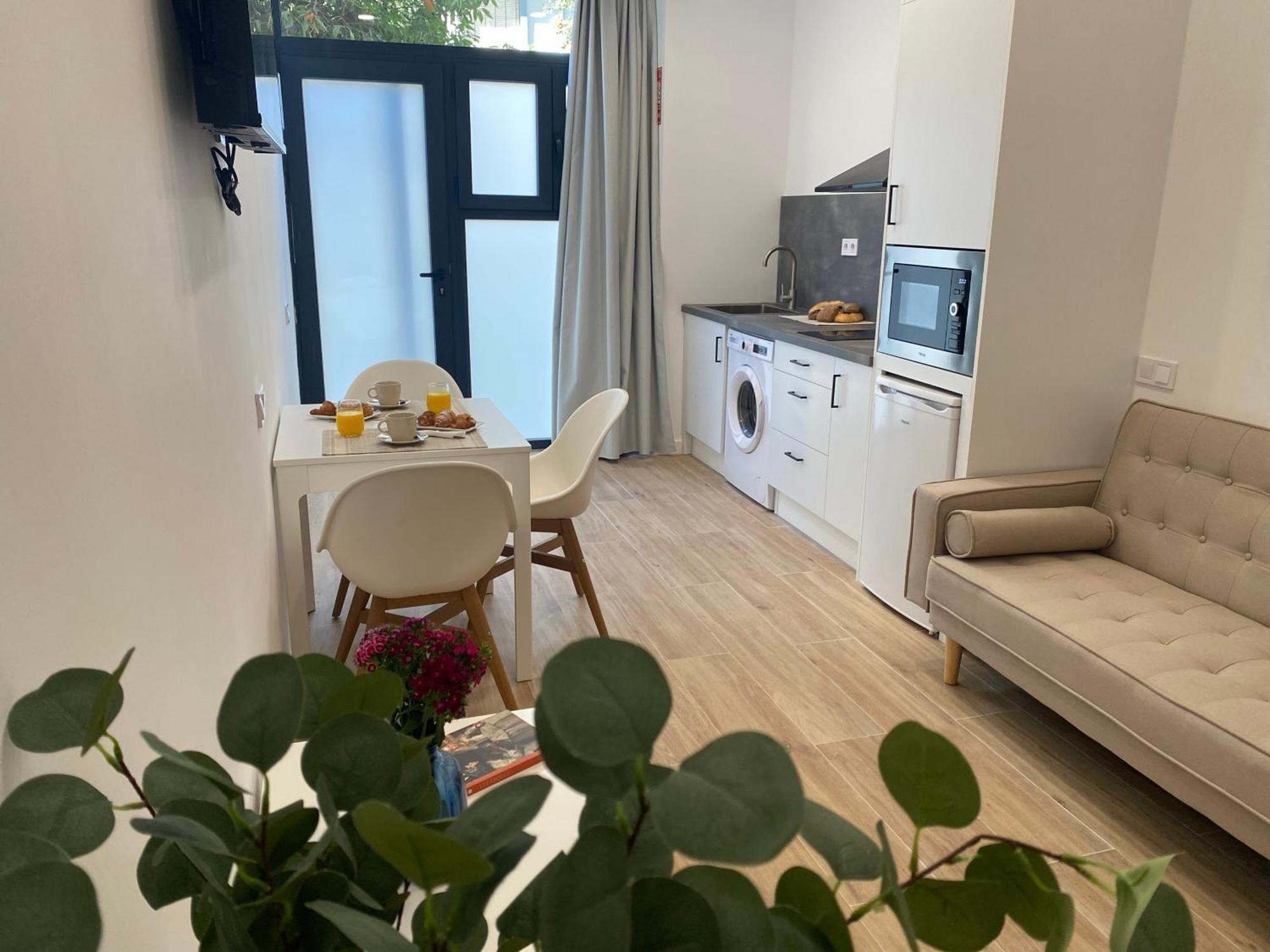 Travel Habitat Cabanyal Lofts Apartment Valencia Bagian luar foto