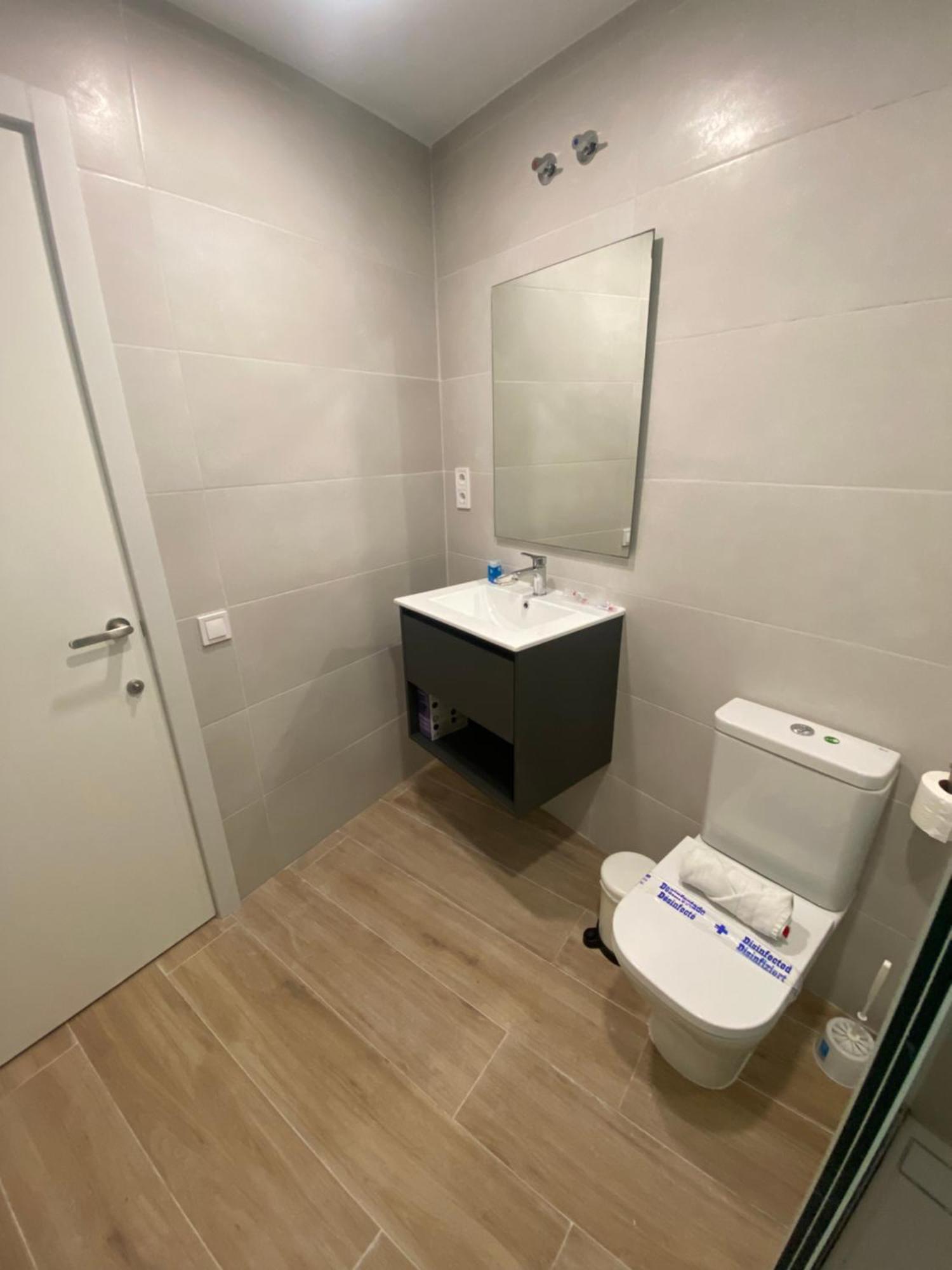 Travel Habitat Cabanyal Lofts Apartment Valencia Bagian luar foto